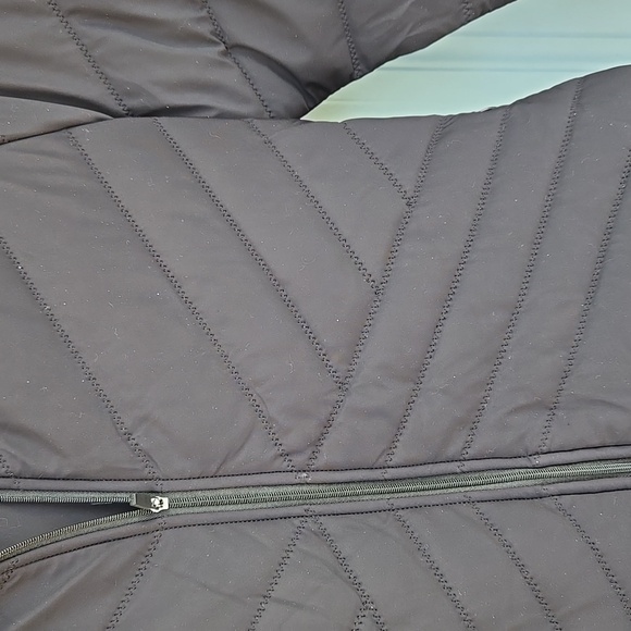 HALARA Black Quilted Jacket - Picture 2 of 7